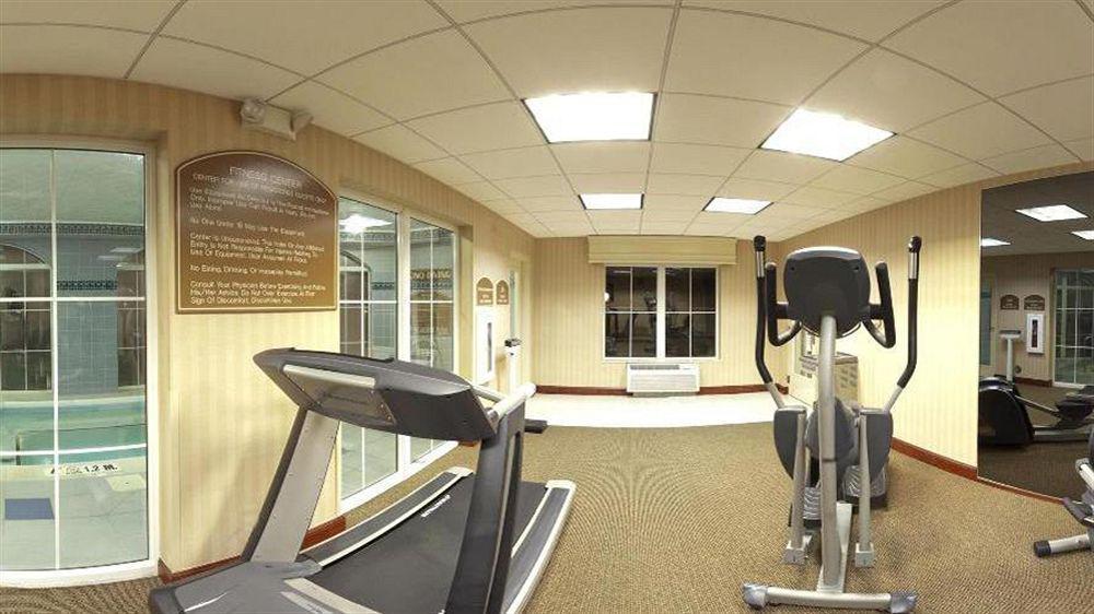 Holiday Express & Sw - Outlet Ctr Area By Ihg 2* Asheville