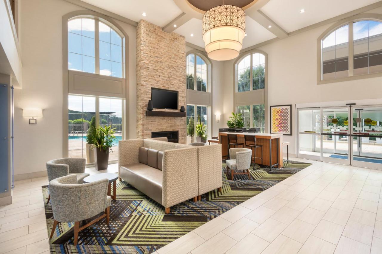 Express & Sw - Outlet Ctr Area By Ihg 2*
