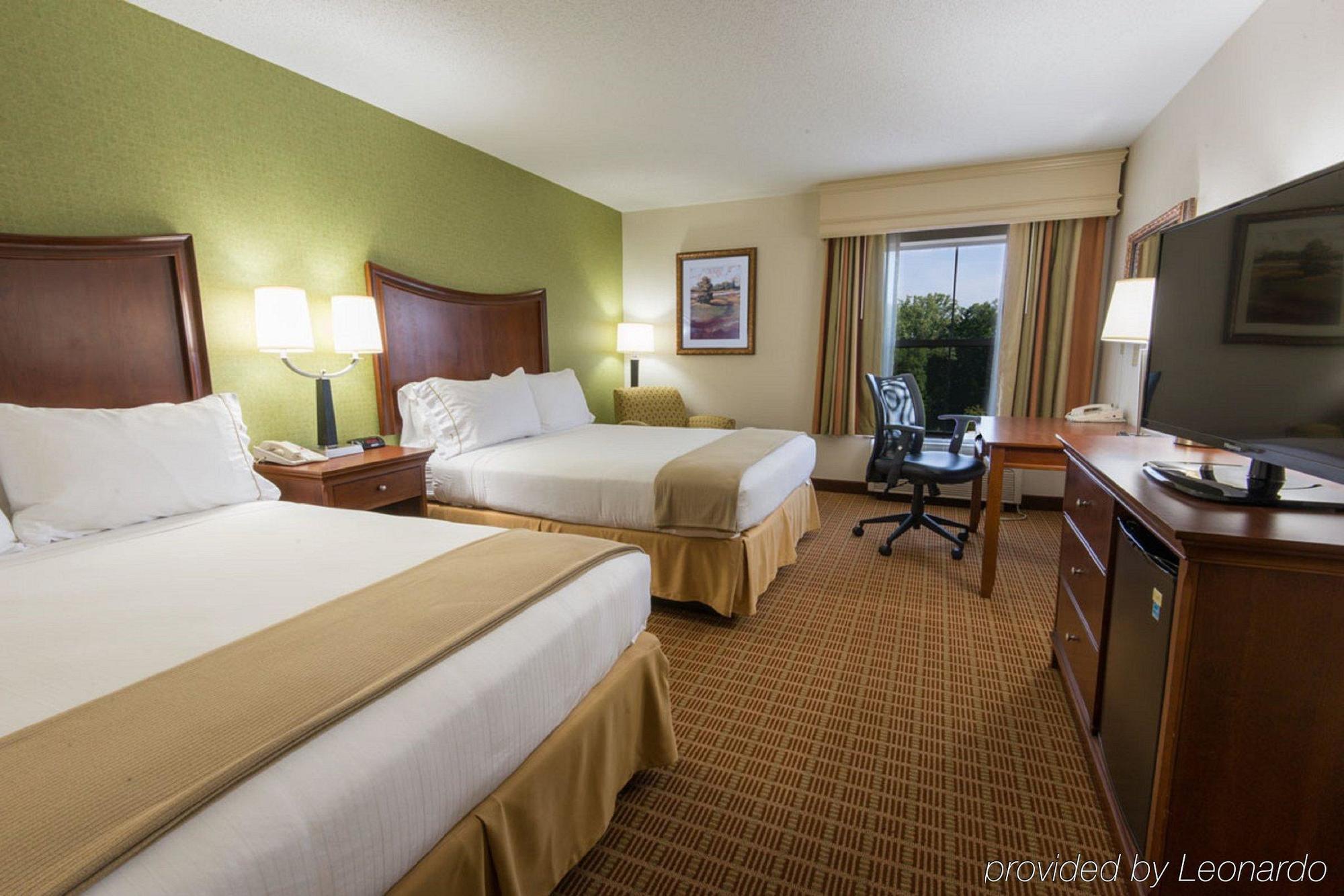 Express & Sw - Outlet Ctr Area By Ihg 2* Asheville