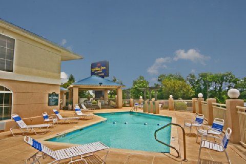 Express & Sw - Outlet Ctr Area By Ihg Hotel Asheville